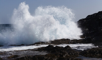  Gran Canaria, north coast, powerful ocean waves breaking 