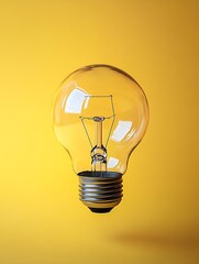 Aufkleber - Vintage Light Bulb on Yellow Background for Creative Concepts and Ideas : Generative AI
