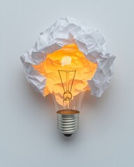 Aufkleber - Contemporary Workspace Visual Crumpled Paper Lightbulb Symbolizes Innovation in Professional Development and Creative Ideation - Modern Design Element for Business Strategy Visualization