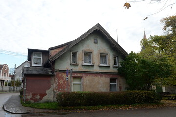 Wall Mural - An old apartment building on Moskovskaya street in Zelenogradsk