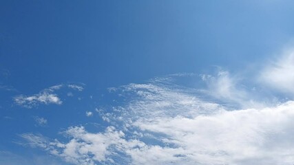 Aufkleber - blue sky with clouds timelapse.