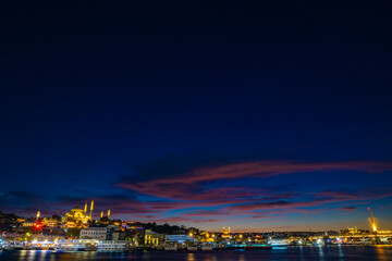 Wall Mural - istanbul view at dusk. suleymaniye mosque and golden horn view