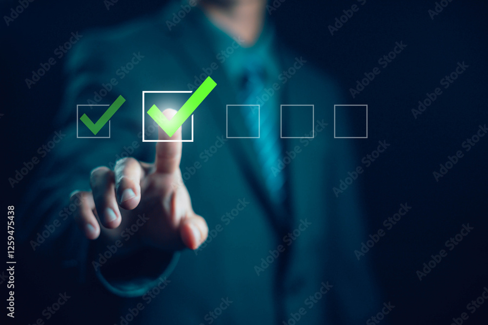 Foto de Stock tick check mark in a checklist concept of online list Foto de Stock tick check mark in a checklist concept of online list
