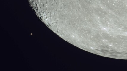 Wall Mural - Mars and Moon conjunction close up view timelapse 45x speed up