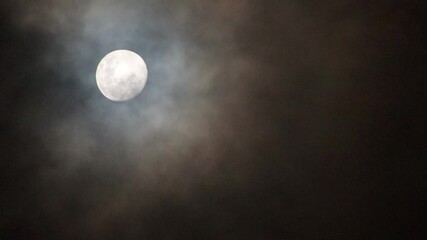 Wall Mural - moon and clouds at night
