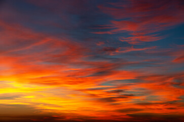 Wall Mural - Vivid sky illuminated by the sunset