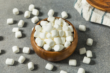 Poster - Soft Puffy White Mini Marshmallows