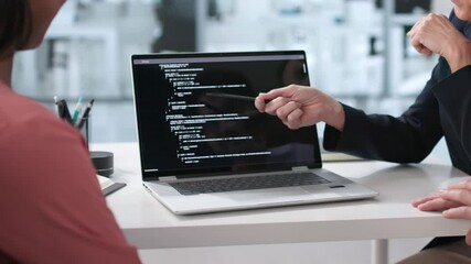 Aufkleber - Programmer Code Training In Meeting Room
