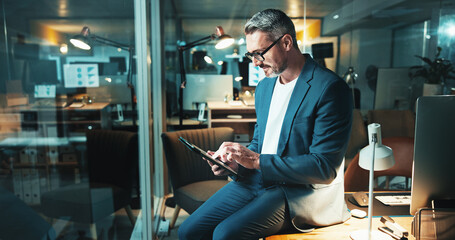 Aufkleber - Night, thinking and mature man on tablet for review, post deadline or online update research. Overtime, engagement or content strategy with tech for digital marketing trends or social media growth