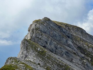 Poster - Alpine peaks Chli Hohmad (2492 m) and Gross Hohmad (2307 m) above the Tannensee lake (or Tannen lake) and in the Uri Alps mountain massif, Melchtal - Canton of Obwalden, Switzerland (Kanton Obwald)