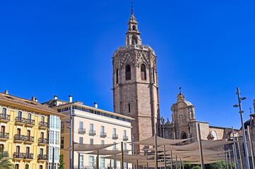 Wall Mural - Metropolitan Basilica Cathedral of Saint Mary in Valencia with the bell tower El Miquelete,Spain