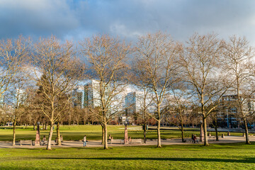 Canvas Print - Bellevue Park Walkway