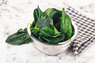 Poster - Ripe green spinach leaves heap