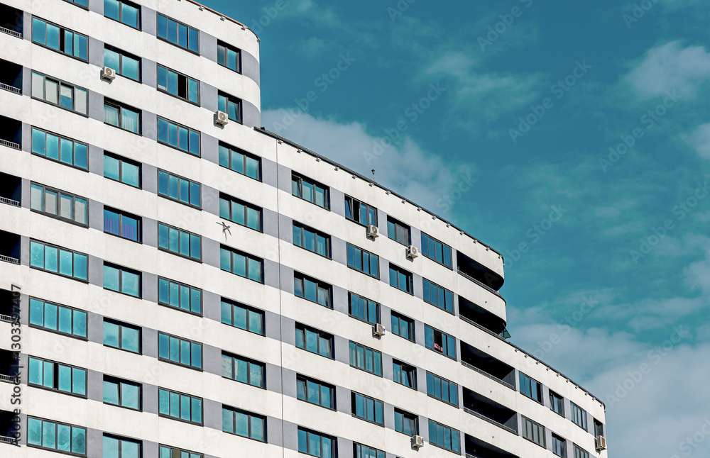 Stunning Condos With High Energy Efficiency In The City image