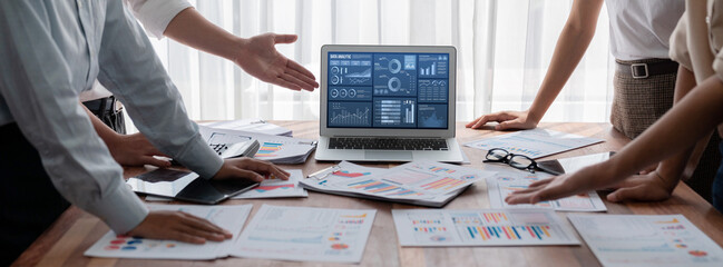 Leinwandbilder - Business data dashboard provide business intelligence analytic for marketing strategy planning brisk with big data set to analyze customer demands and foreseeing business future
