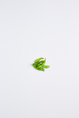 Aufkleber - Minimalist Green Edamame on White Background - Clean and Simple Aesthetic