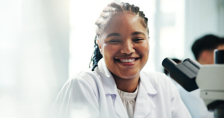 Aufkleber - Portrait, black woman and scientist with microscope in lab for medical research, experiment and about us. Smile, person and biotechnology, studying virus and sample testing for pharmaceutical vaccine