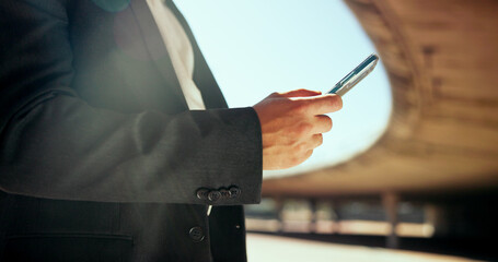 Aufkleber - Business, person and hand in city with phone, connectivity and research for urban development. Investor, man and outdoor with mobile for website, networking and contact with communication for agenda