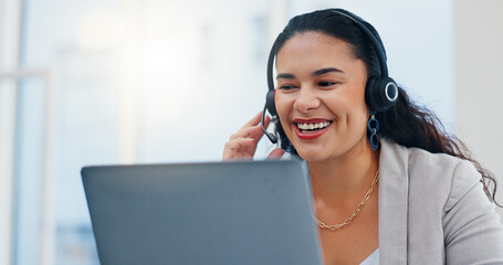 Leinwandbilder - Laptop, headset or happy woman in call center for consulting client, online help or loan advice. Financial consultant, advisor or agent on mic technology for sales service, support or communication