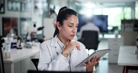 Aufkleber - Tablet, woman and scientist thinking of research, problem solving and typing online in laboratory. Medical, science and doctor with technology for pharma, insight and reading peer review journal