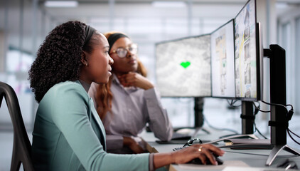 Aufkleber - African American woman uses technology