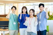 © pain au chocolat - オフィスで働く若いエンジニア　撮影協力：学校法人電波学園　東京電子専門学校