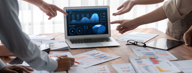 Leinwandbilder - Business data dashboard provide brisk business intelligence analytic for marketing strategy planning