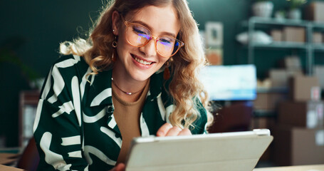 Aufkleber - Happy, online shop and woman in logistics with tablet for package tracking, dropshipping or courier service. Ecommerce, small business owner or digital checklist for inventory management and shipping