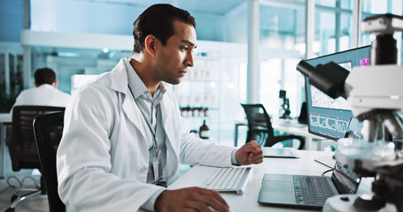 Aufkleber - Laptop, research and science with man in laboratory for healthcare, medical or pharmaceutical innovation. Computer screen, microscope and study with scientist in clinical trial for development