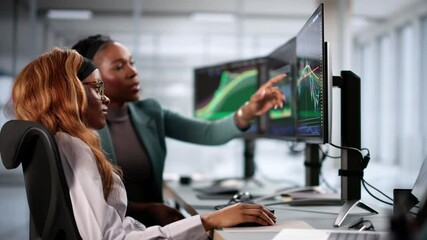 Poster - Stock Market Analyst Business Woman