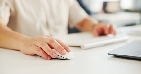 Aufkleber - Hands, business and person with mouse in office for research, website scroll and email feedback. Man, typing and laptop with schedule update, company survey and review information for proposal report
