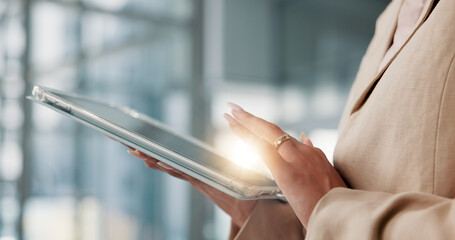 Leinwandbilder - Hands, business and woman in workplace, tablet and digital app for email, connection and website info. Closeup, person and employee in office, tech and economy analyst with internet and communication