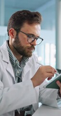 Aufkleber - Scientist, man and tablet with digital notes for neurology, breakthrough or medical research. Biotech, laboratory and report with brain scan, DNA study and pharmaceutical RNA for pathology experiment