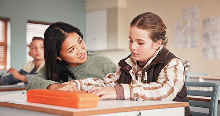 Aufkleber - Classroom, girl and teacher for education help, school and learning for assignment in junior grade. Quiz, question and children with knowledge test, scholarship and development to prepare in academy