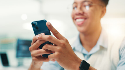Aufkleber - Business, smartphone and man in office, internet and connection with trading, chatting or stock market. Person, financial advisor or employee in workplace, app for economy news or message to contact