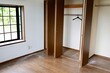 © umaruchan4678 - 空のクローゼット