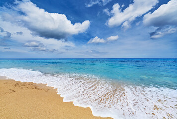 Fototapete - Beautiful beach on the Lefkada island, Greece