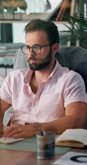Aufkleber - Serious, employee and man with glasses, computer and financial analyst with info for project and online. Business, typing and person with tech for data analysis, chart and research for market trends