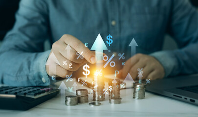 Aufkleber - Interest rate and dividend. Percentage interest rates continue to increase, stocks and mutual funds, investment for retirement.
