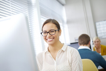 Leinwandbilder - Computer, business woman and reading email for software development at startup. Web designer, pc and happy professional working on project for information technology, coding and programming online