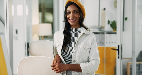 Aufkleber - Face, creative and happy business woman in office with fashion magazine editor in startup. Portrait, confident employee and professional worker with smile, writer or publisher with style in India