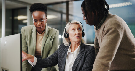 Aufkleber - Call center, team and mentor coaching on computer for customer service, collaboration or sales advice. People, contact us and telemarketing manager with discussion, help interns or training in office