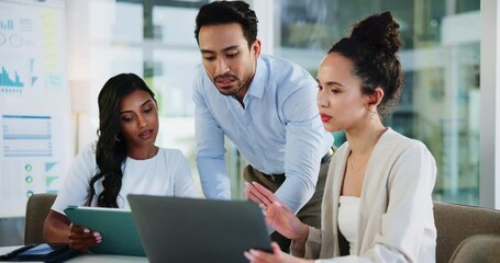 Fototapete - Business people, meeting and shocked in office with laptop, finance feedback or disappointed with profit. Company team, discussion or upset at computer for market crash, bad news or declined proposal