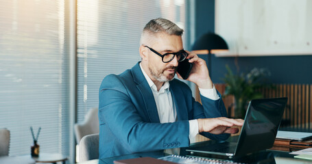 Aufkleber - Phone call, laptop and consulting with business man in office for stock broker, account manager and client contact. Market monitor, trade risk and feedback with person talking for investment planning