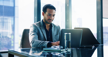 Aufkleber - Laptop, corporate and business man typing finance report, investment portfolio and actuary reading email. Computer, internet and employee in office for risk assessment, project or research online