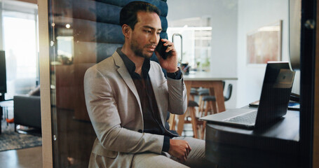 Fototapete - Laptop, phone call and planning with business man in pod for communication or update. Computer, conversation and strategy with serious employee in cubicle for accounting, finance or hybrid work