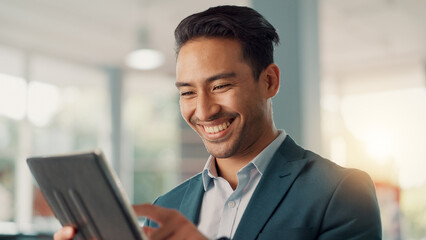 Aufkleber - Office, businessman and smile with tablet for scroll, investment update and accountant with digital. Workplace, male person and financial analyst with technology for finance email, report and happy