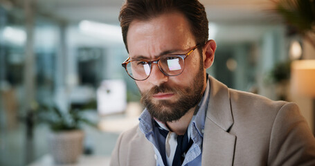 Aufkleber - Man, glasses and reading on tablet in office for research, financial feedback or audit deadline at night. person, reflection and online for finance report, information and risk management of overtime