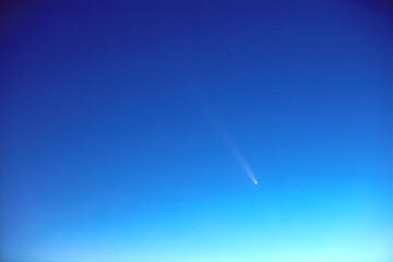 Canvas Print - comet c2023a3 tsuchinshan atlas with milky way stars photographed from northern hemisphere in octobe