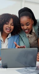 Aufkleber - Laptop, meeting and smile with business women in office together for design milestone. Collaboration, conversation and planning with employee friends in creative workplace for project management